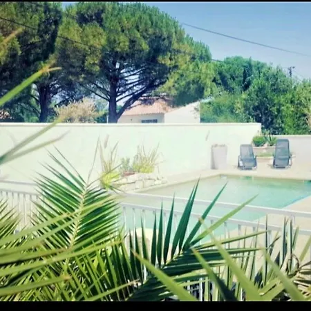 Bed & Breakfast Parentale Avec Petit Sejour Et Piscine